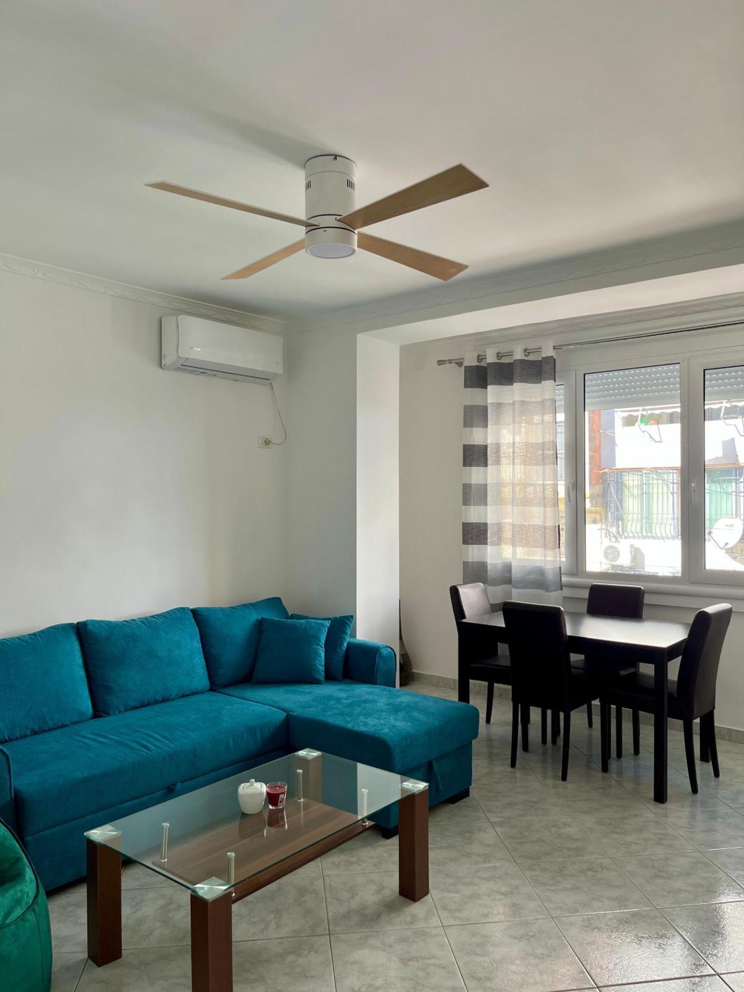 Apartament Charm Hideaway